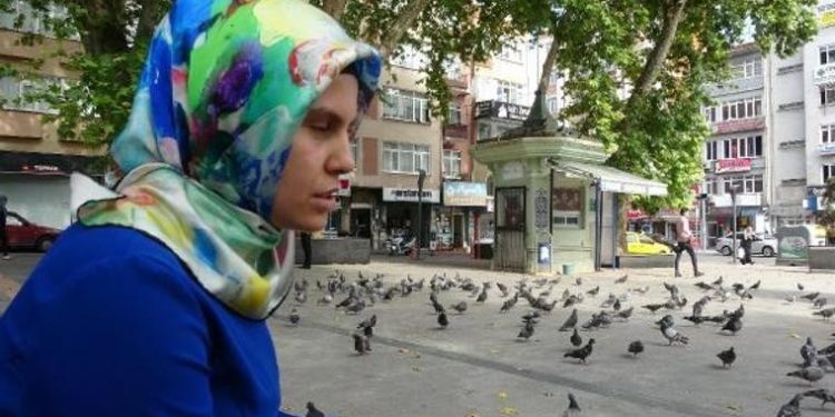 Görme engelli kadını otobüsten indiren sürücü için harekete geçildi