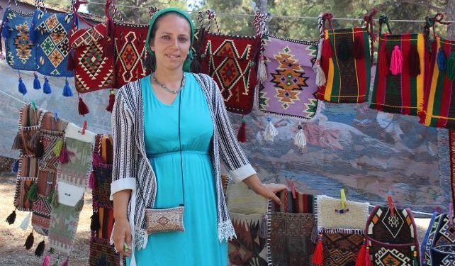 Kadifekale’deki Pagos üretici pazarına büyük ilgi