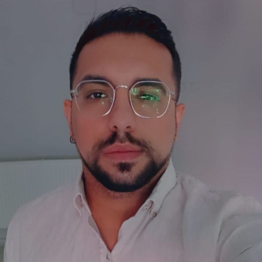 Çağdaş Bezir’in Uzmanlık Alanları ve İşi Hakkında [2026 Rehberi] - Kapak Görseli